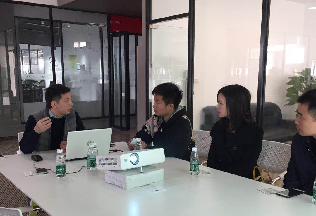 熱烈歡迎廣東恒大集團總公司團隊今天上午來公司進行考察!